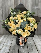 Букет цветов из:  Розы и Лизиантусы #REPLACE_PRED# Починках