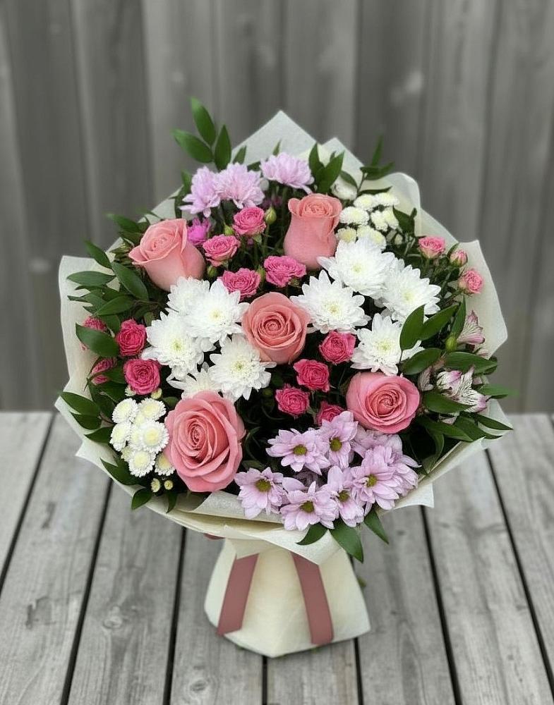 Букет цветов из: Альстромерии, Гвоздики, Розы и Хризантемы в Починках