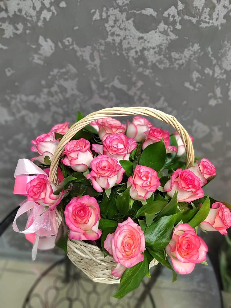 Цветочная композиция из Розы в корзине в Починках
