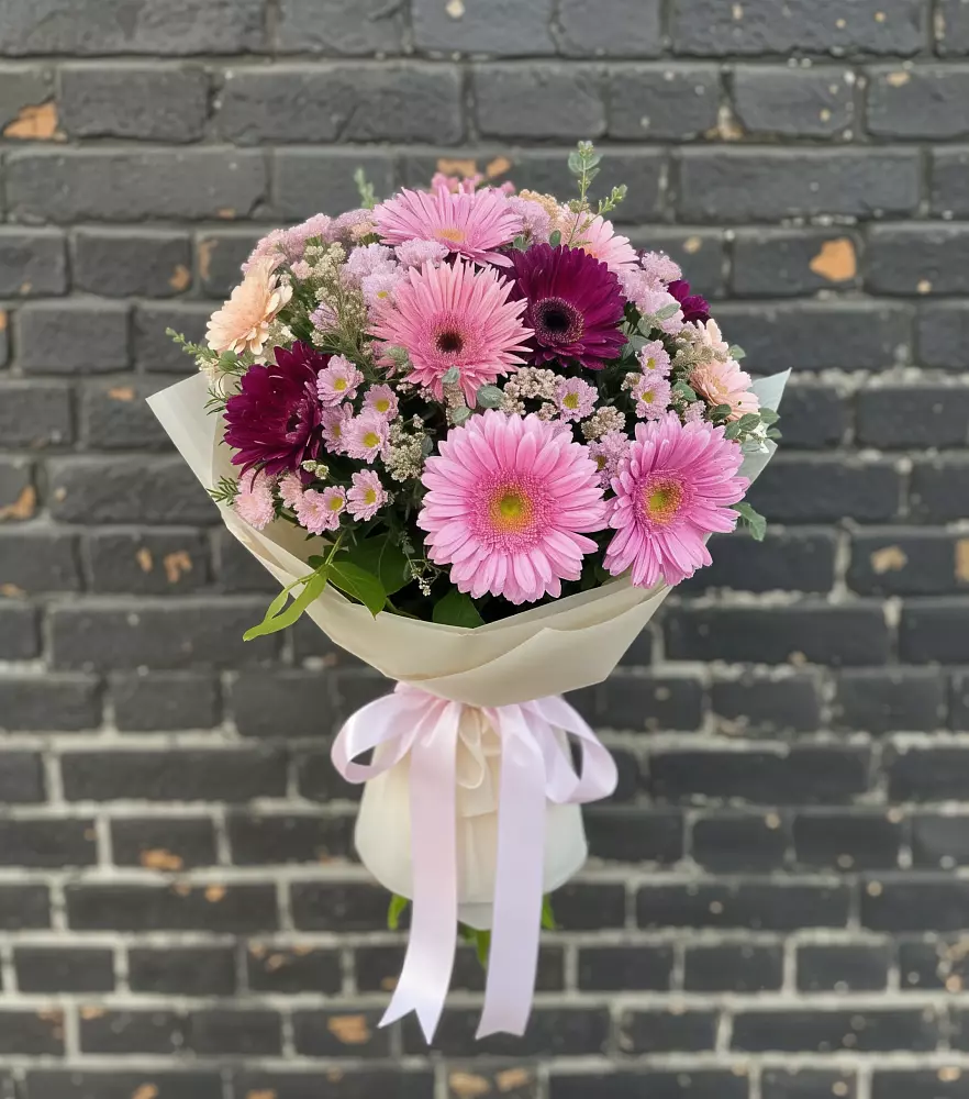 Букет цветов из: Герберы и Хризантемы в Починках
