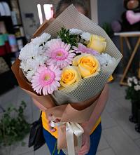 Букет цветов из:  Герберы, Розы и Хризантемы в Починках