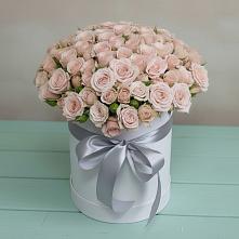 Цветочная композиция из Розы в шляпной коробке в Починках