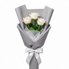 Букет 3 белые розы в Починках
