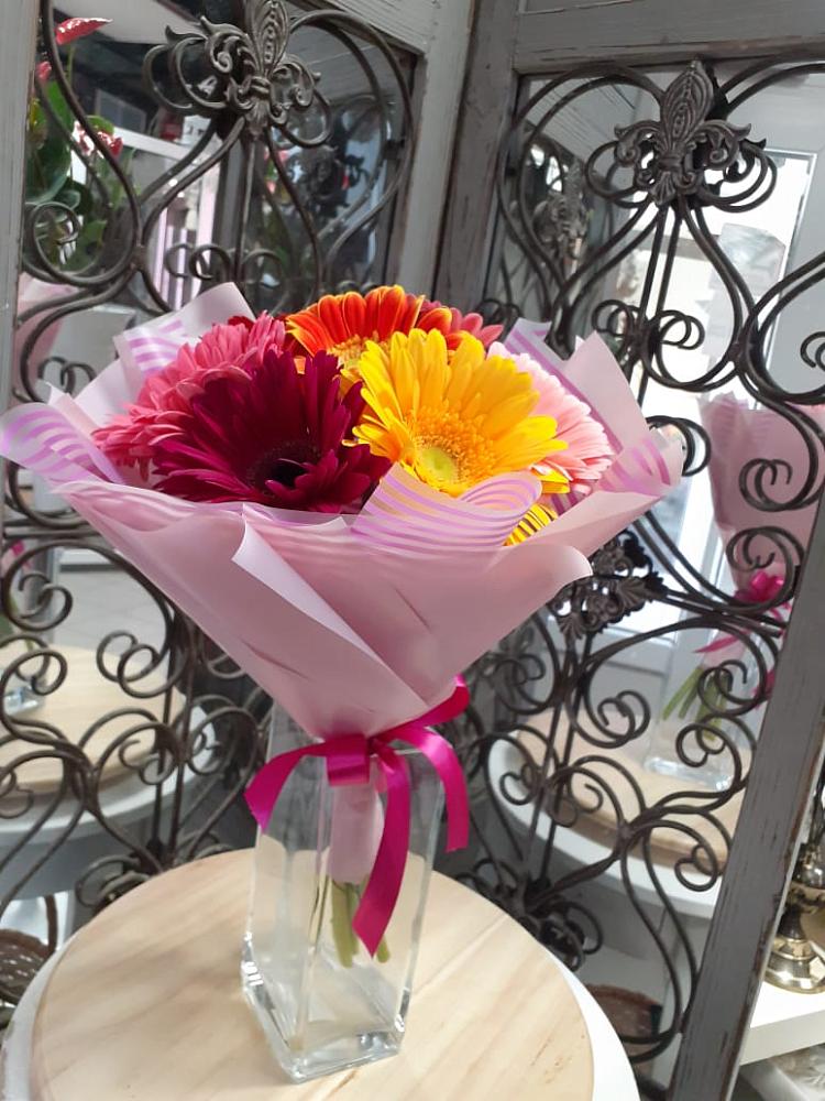 Букет цветов из: Герберы в Починках