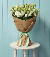 Букет цветов из:  Лизиантусы в Починках