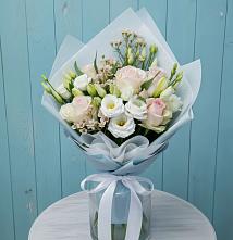 Букет цветов из:  Розы и Лизиантусы в Починках
