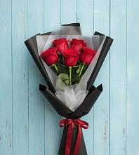 Букет цветов из:  Розы #REPLACE_PRED# Починках