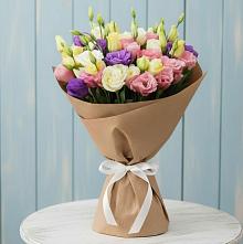 Букет цветов из:  Лизиантусы в Починках