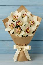 Букет цветов из:  Орхидеи и Розы в Починках