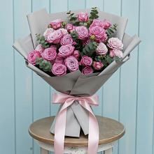 Букет цветов из:  Розы в Починках